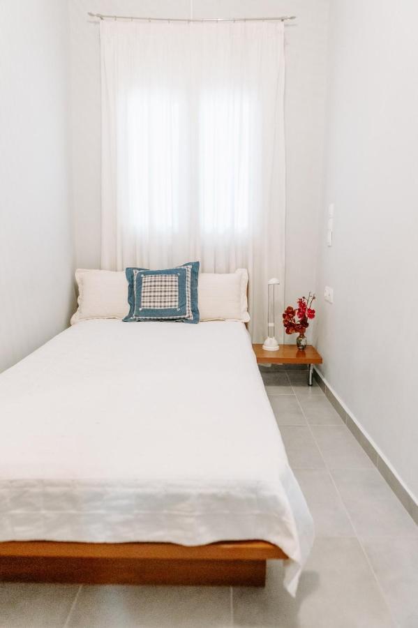 Villa Pine Trees 55 Atene Esterno foto